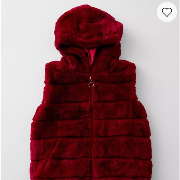 Urban Republic Girls Collection Burgundy Faux Fur Hooded Vest Girls Size M - Picture 1 of 6
